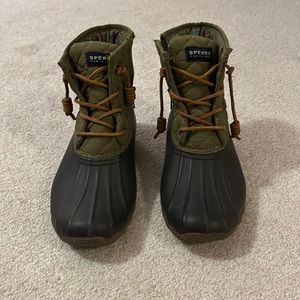 Sperry waterproof rubber boot